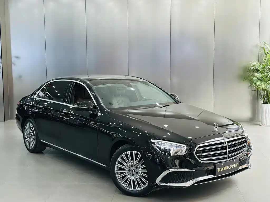 Mercedes-Benz E-Class 2022 — фото 2