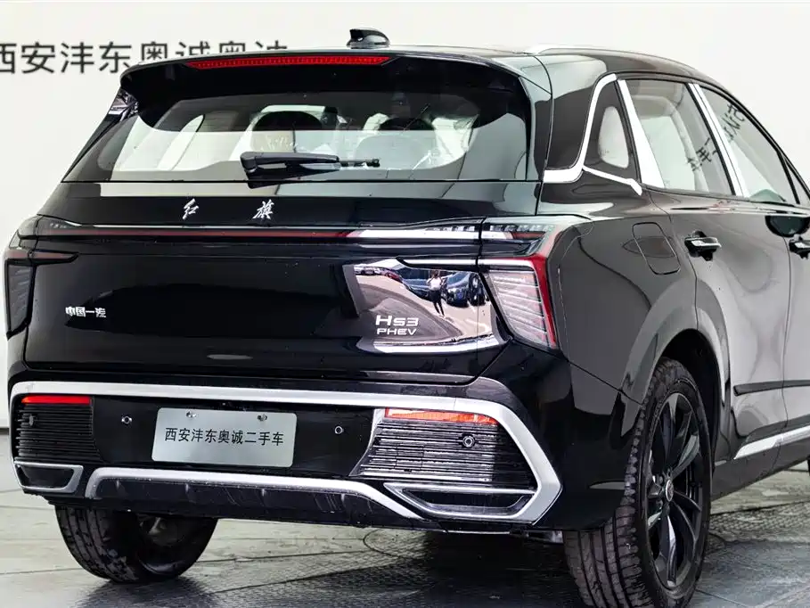 Hongqi HS3 PHEV — фото 21