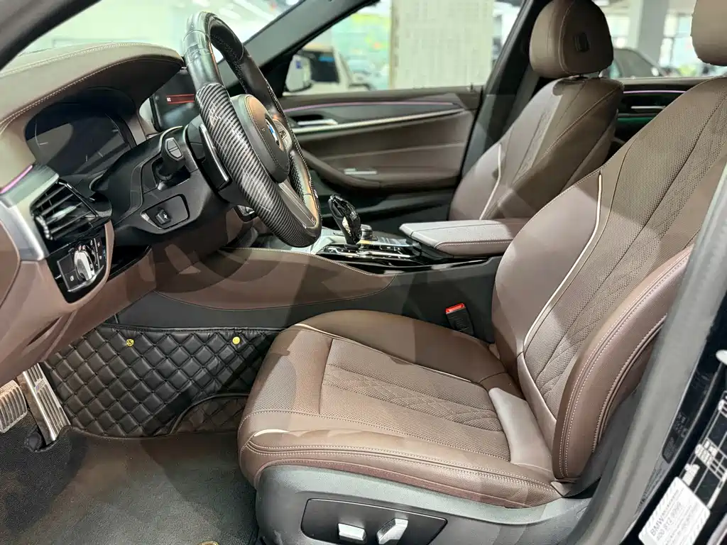 BMW 5 Series 2023