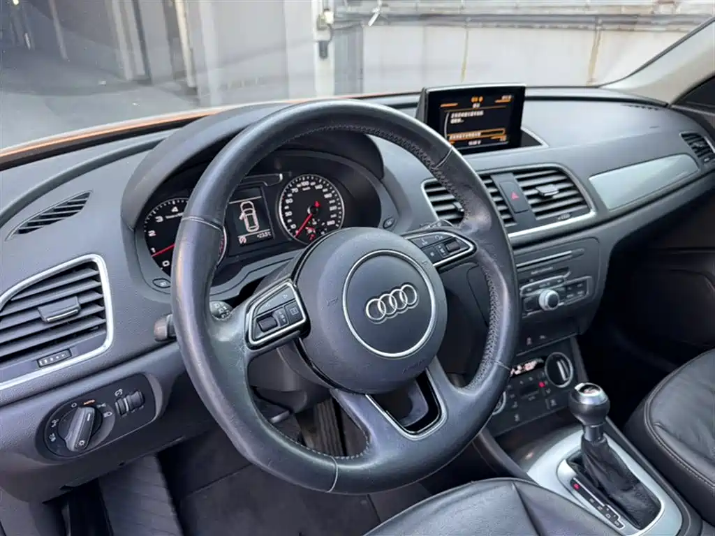 Audi Q3 2016 — фото 5