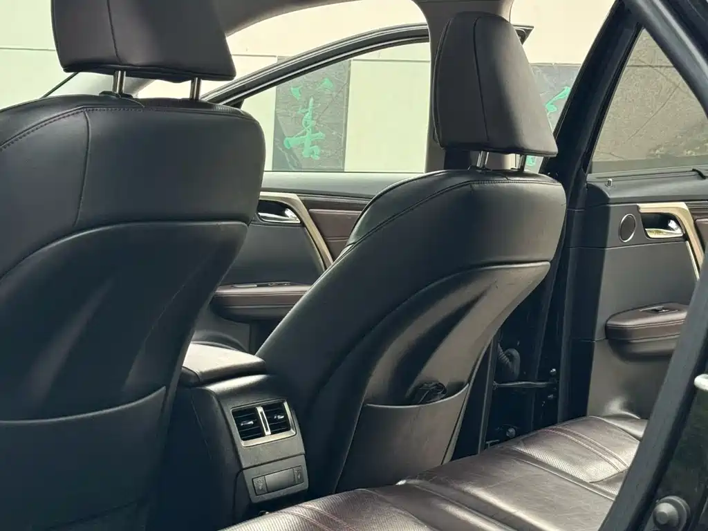 Lexus RX 2018