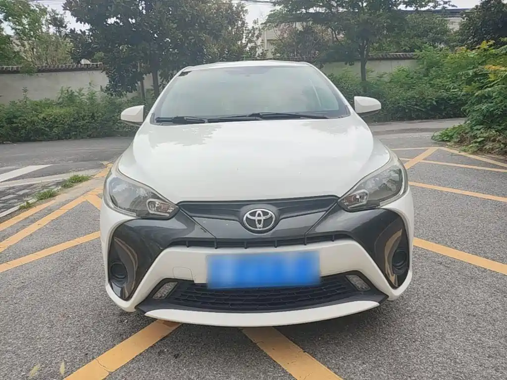 Toyota Yaris L 2019