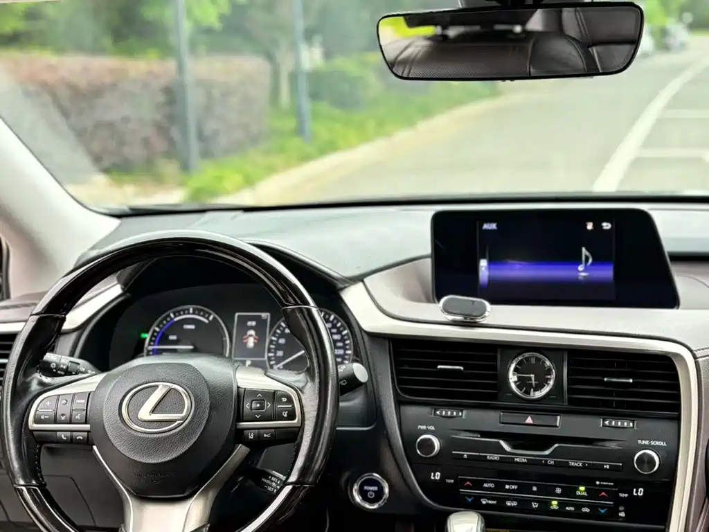 Lexus RX 2018