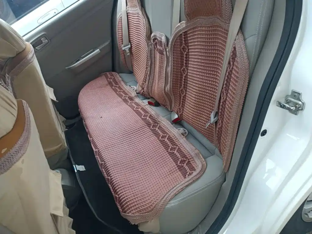 Changan Yuexiang V3 2018 — фото 17