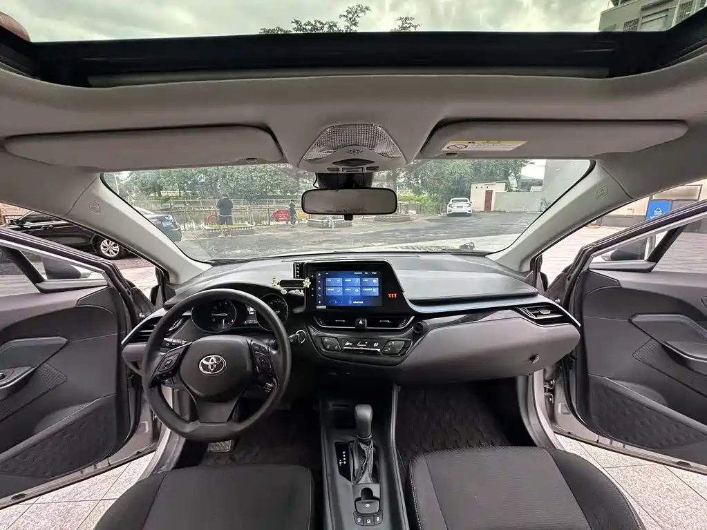 Toyota IZOA 2022 — фото 11