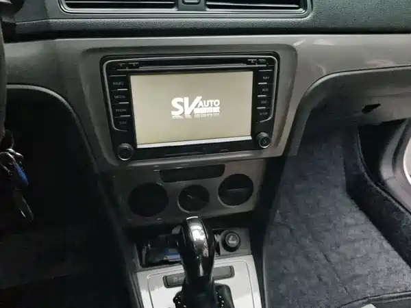 Volkswagen Lavida 2014