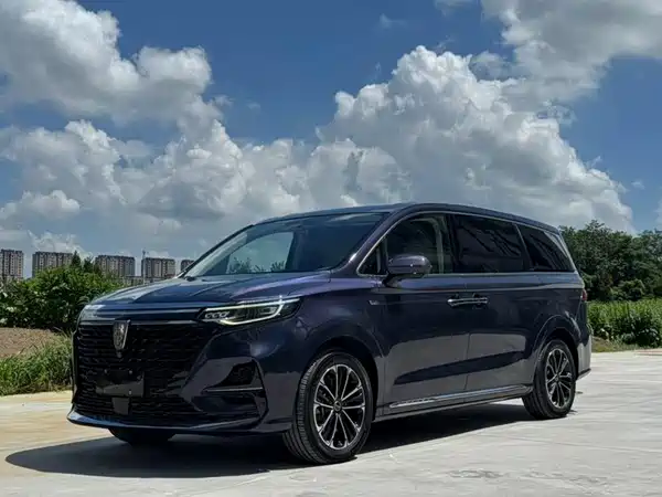 Roewe iMAX8 2021