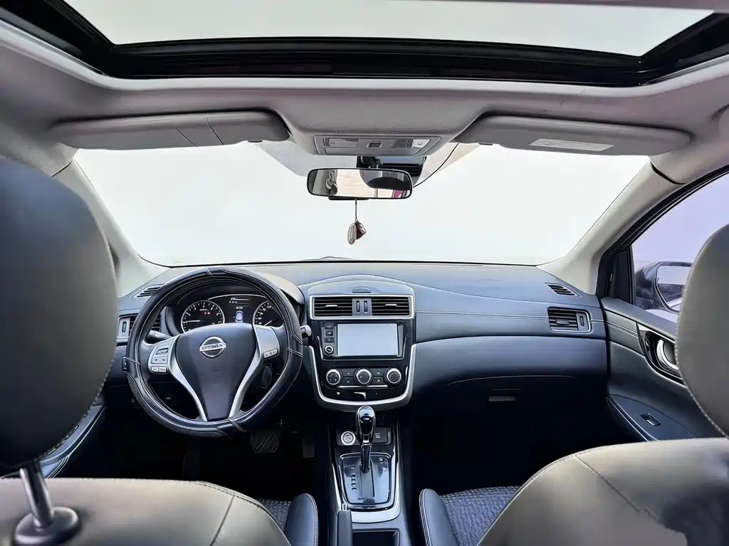 Nissan Tiida 2017