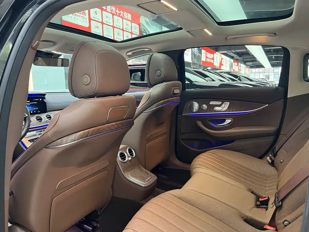Mercedes-Benz E-Class 2020 — фото 11