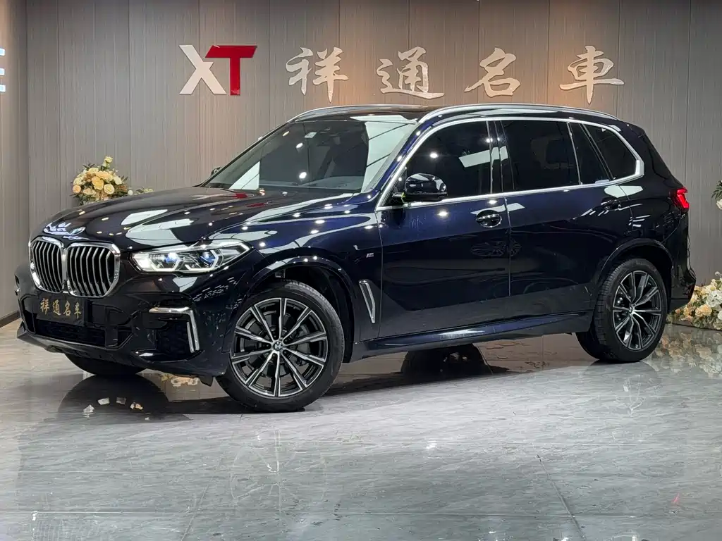 BMW X5 2023 — фото 1