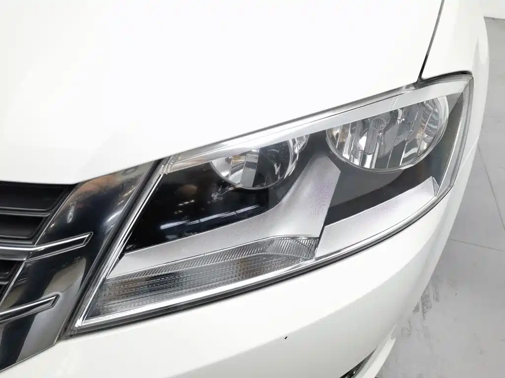Volkswagen Lavida 2015