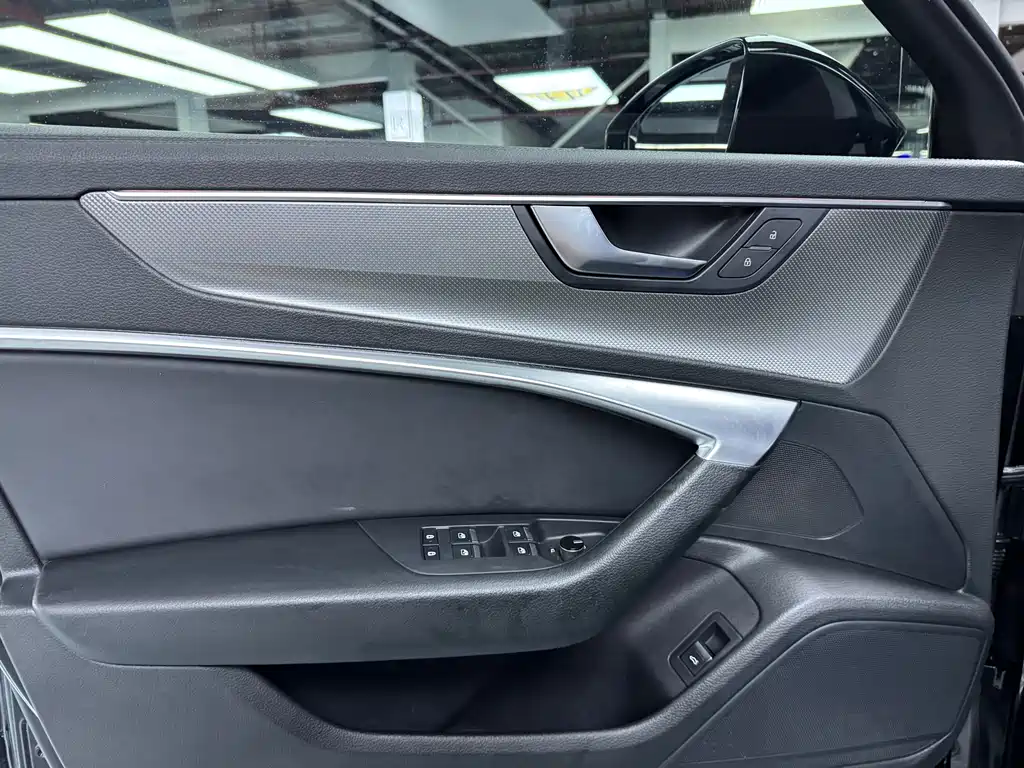 Audi A6L 2022 — фото 10