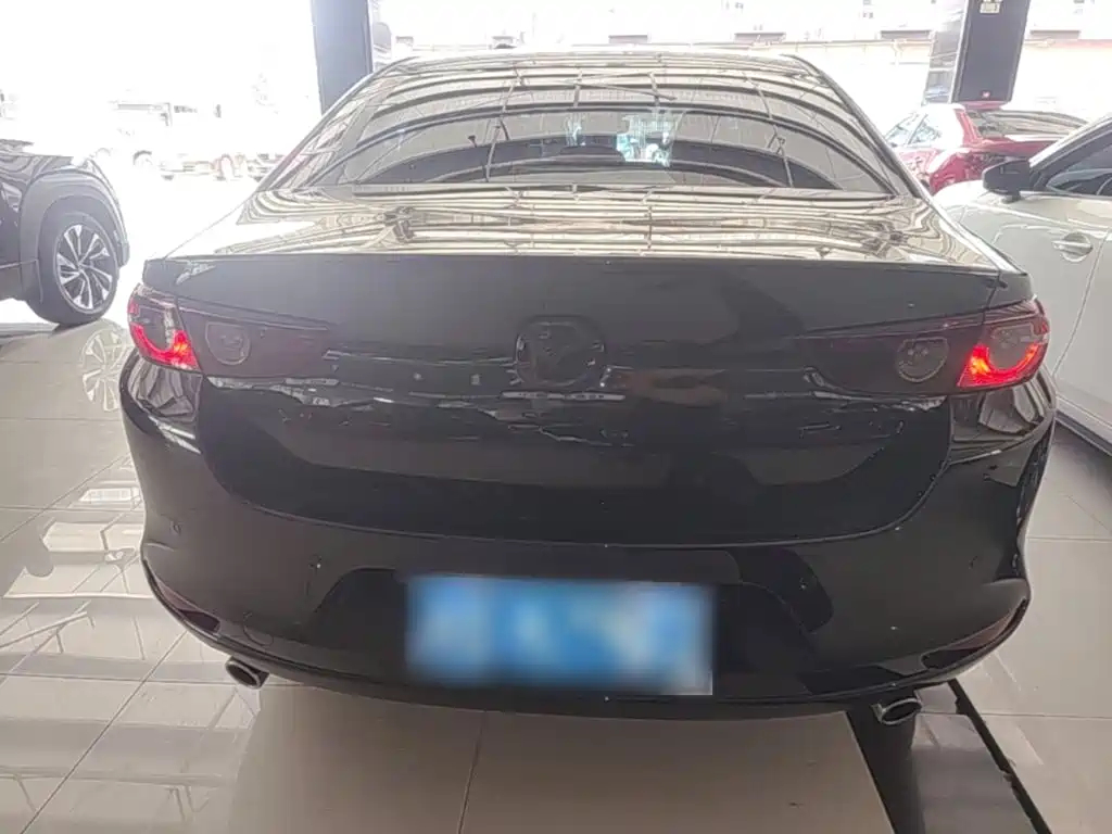 Mazda 3 Angkesela 2024