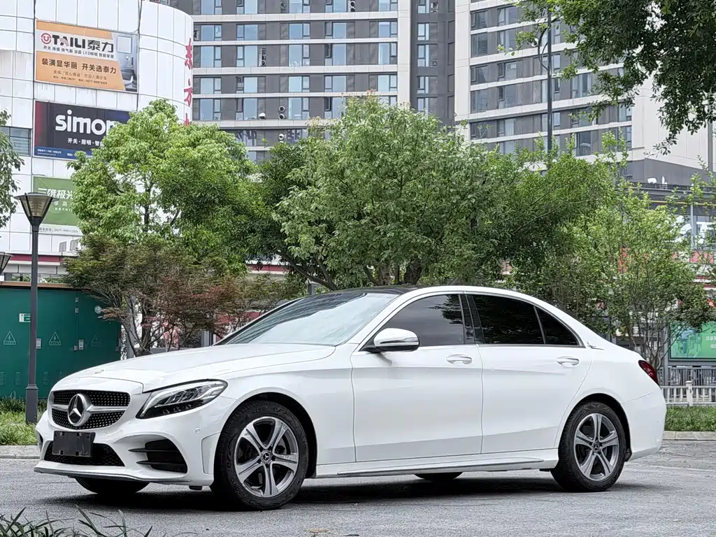 Mercedes-Benz C-Class 2020 — фото 1