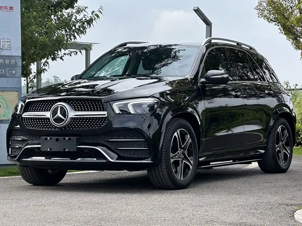 Mercedes-Benz GLE New Energy 2021 — фото 1