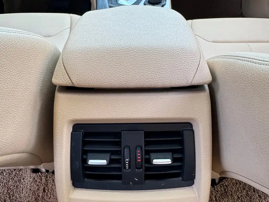 BMW 3 Series 2014 — фото 15