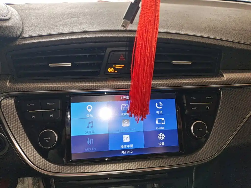 Geely Emgrand GS 2018 — фото 13