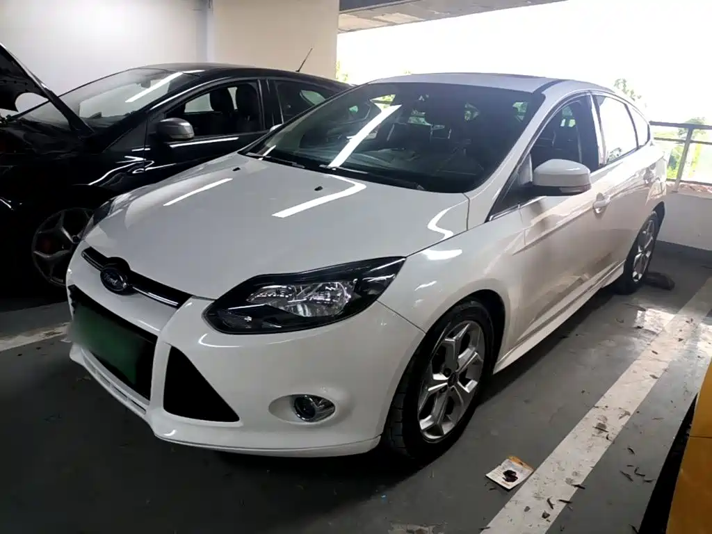Ford Focus 2015 — фото 2