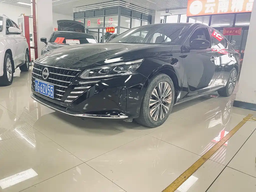 Nissan Teana 2023