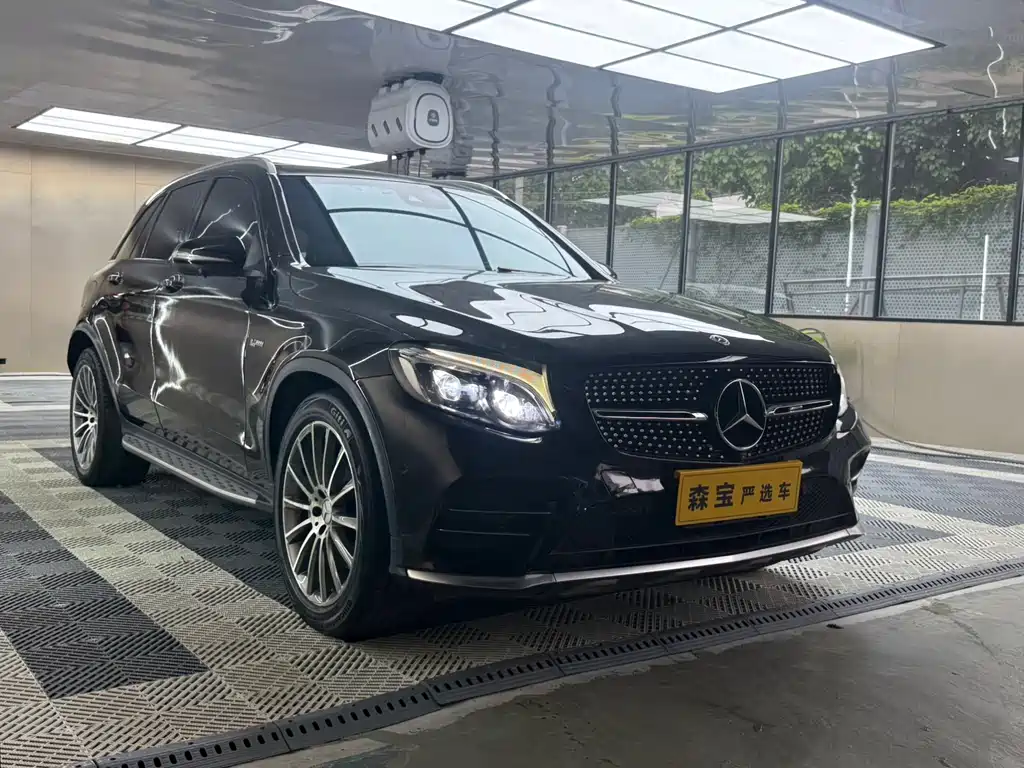 Mercedes-Benz GLC AMG 2018 — фото 3