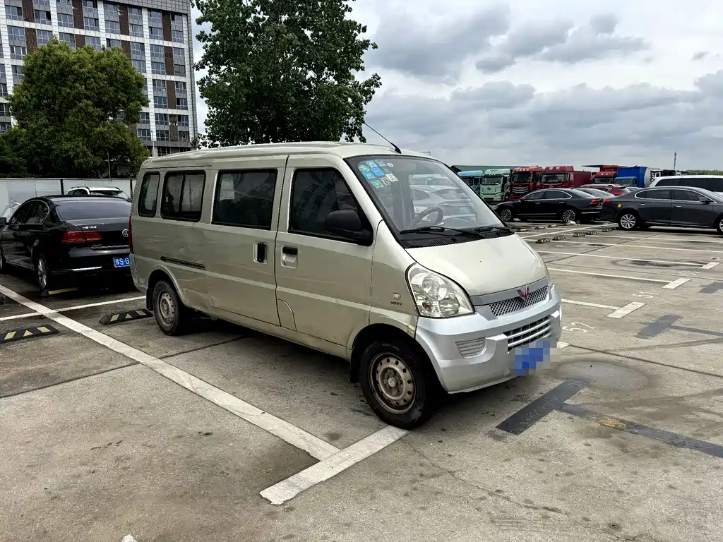 Wuling Rongguang 2014 — фото 3