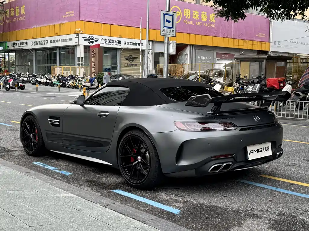 Mercedes-Benz AMG GT 2020 — фото 15