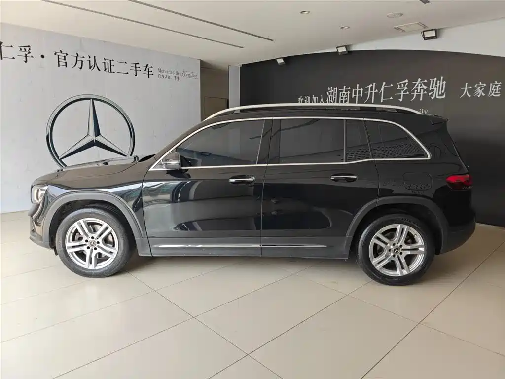 Mercedes-Benz GLB 2023 — фото 5