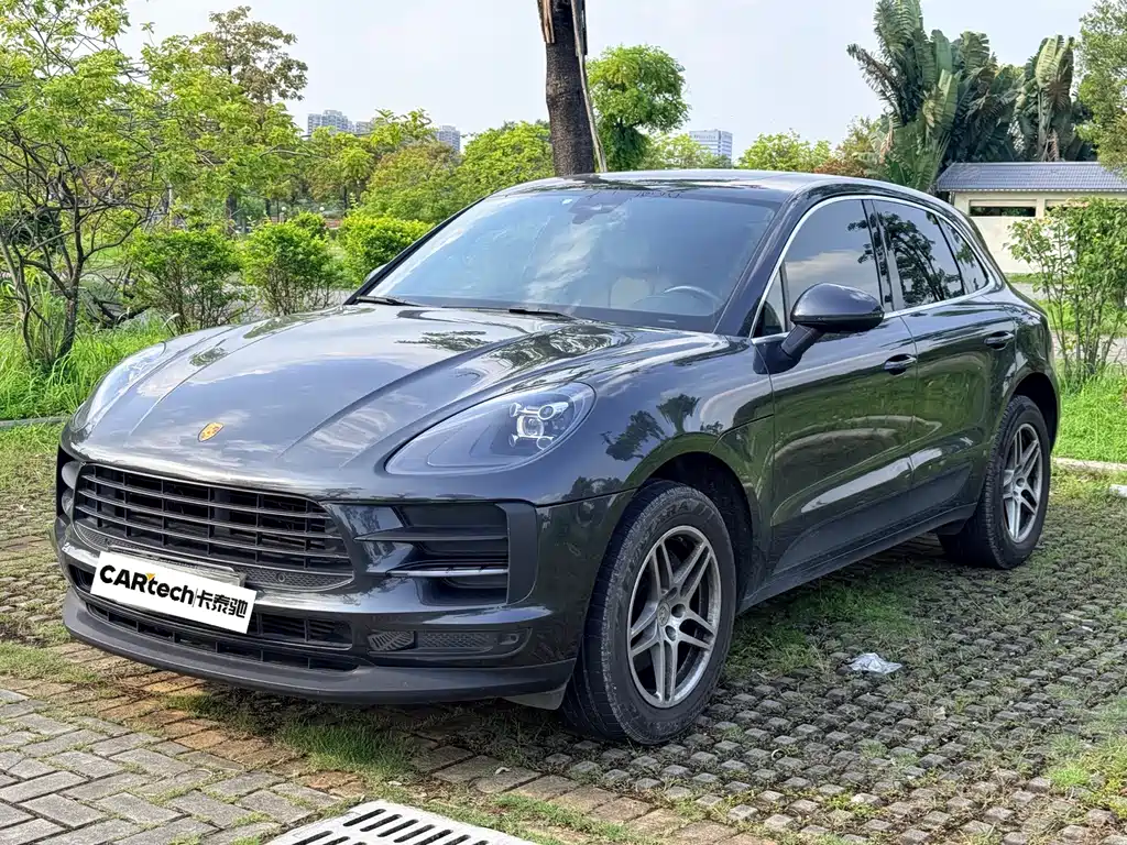 Porsche Macan 2021 — фото 1