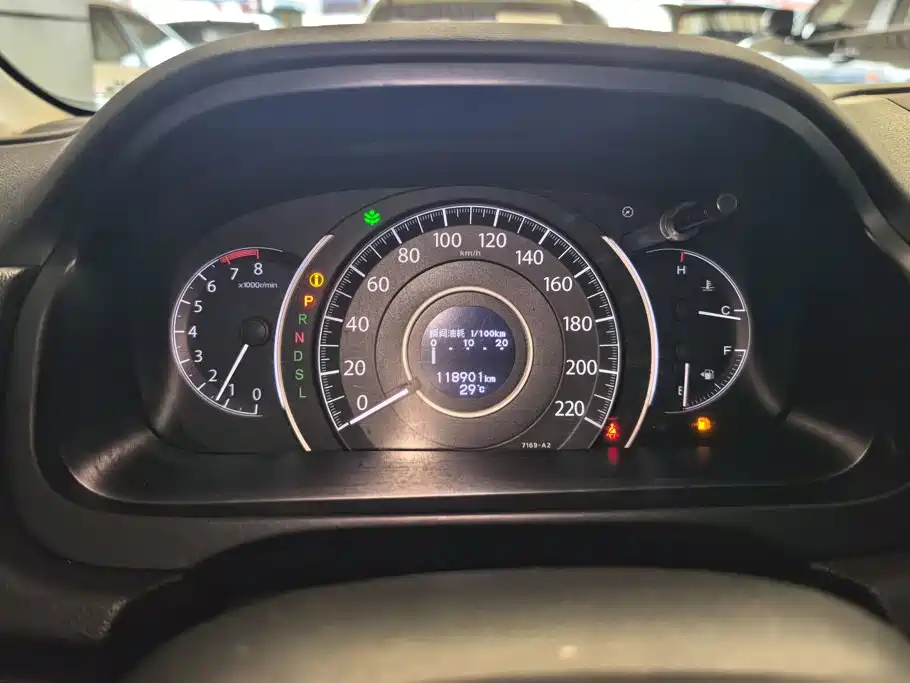 Honda CR-V 2015 — фото 14