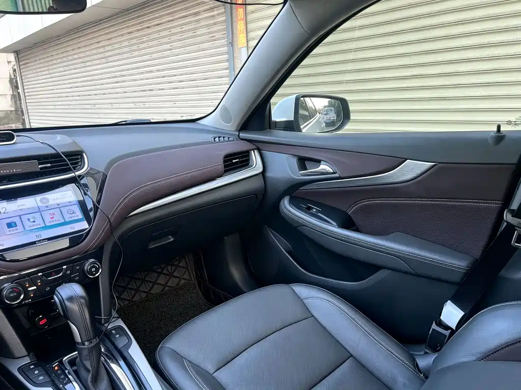 Chevrolet Malibu 2018 — фото 14