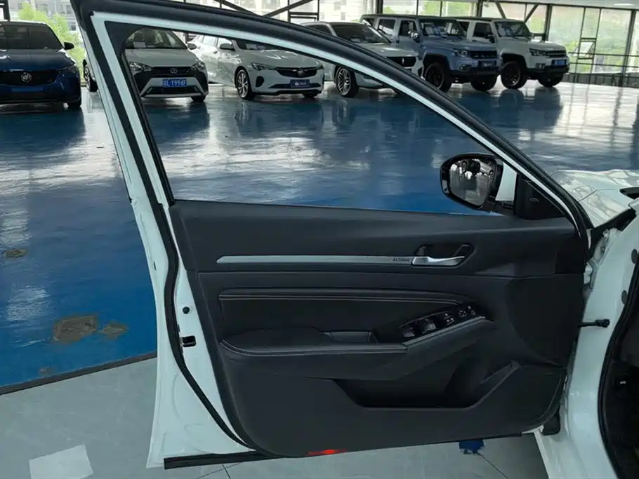 Nissan Teana 2020