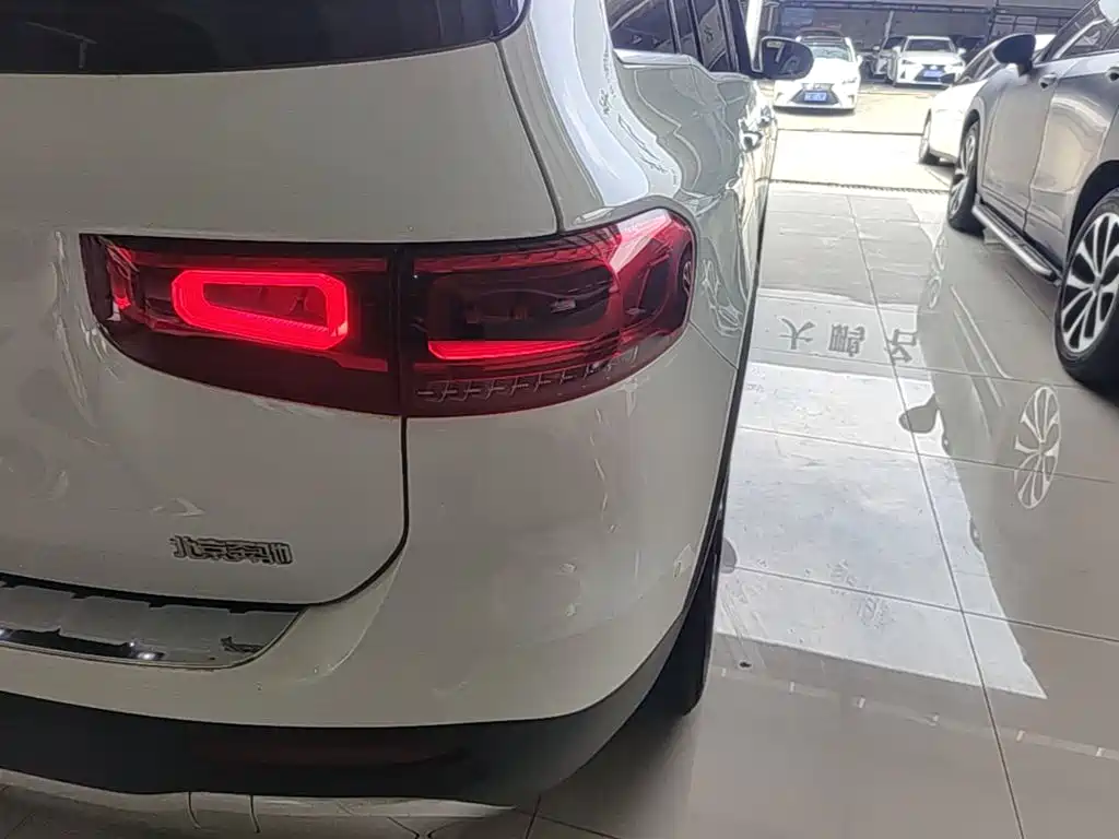 Mercedes-Benz GLB 2020 — фото 8