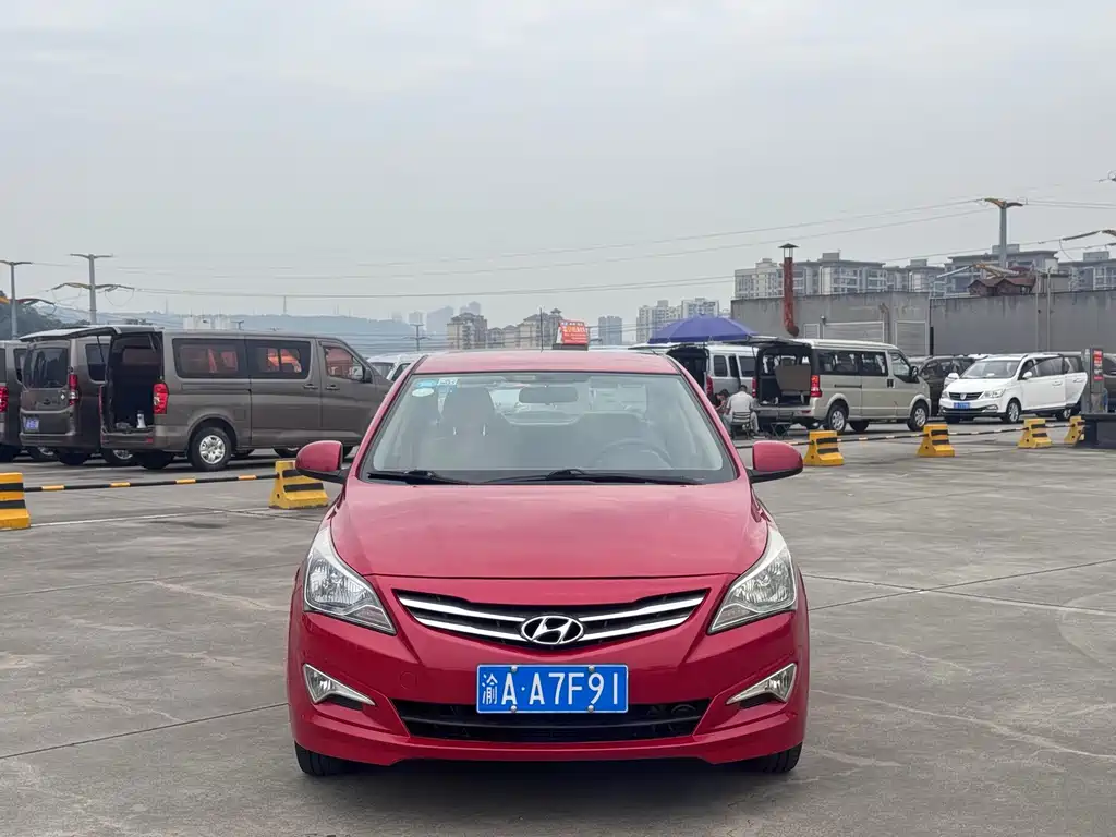 Hyundai Verna 2015 — фото 2