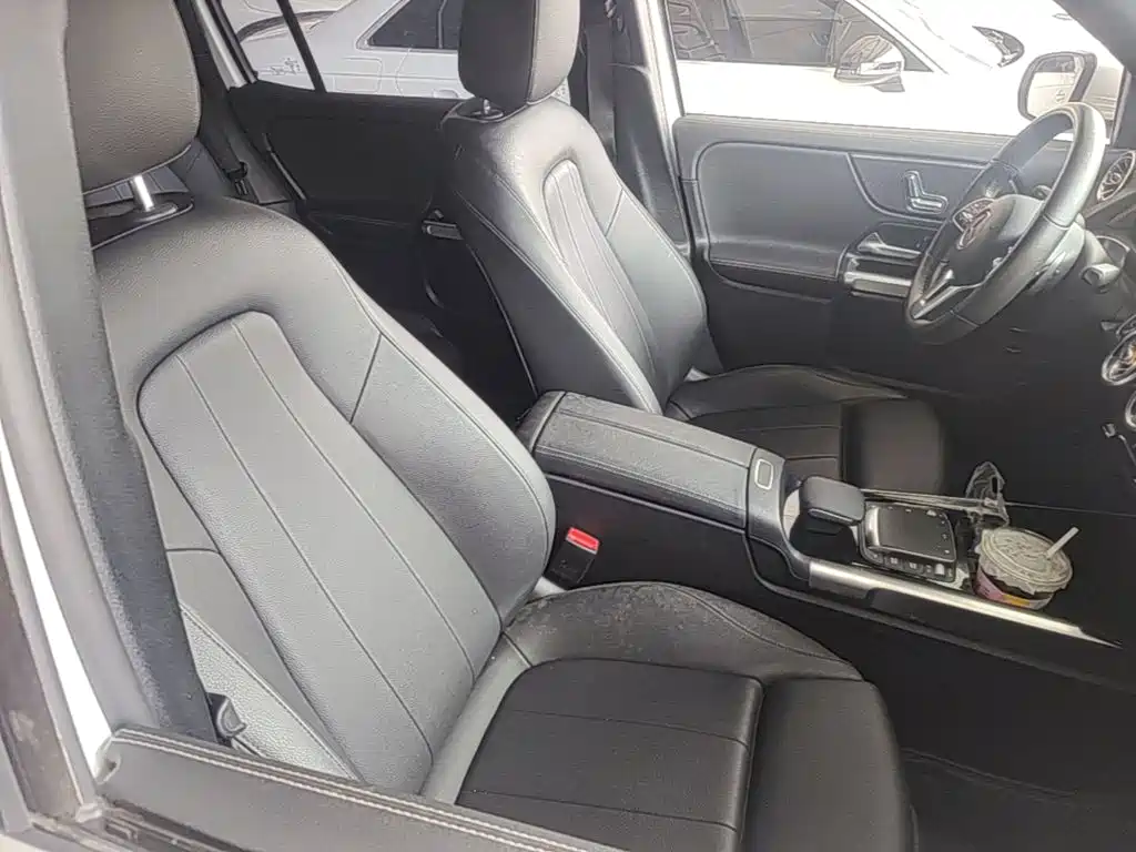 Mercedes-Benz GLB 2020 — фото 25