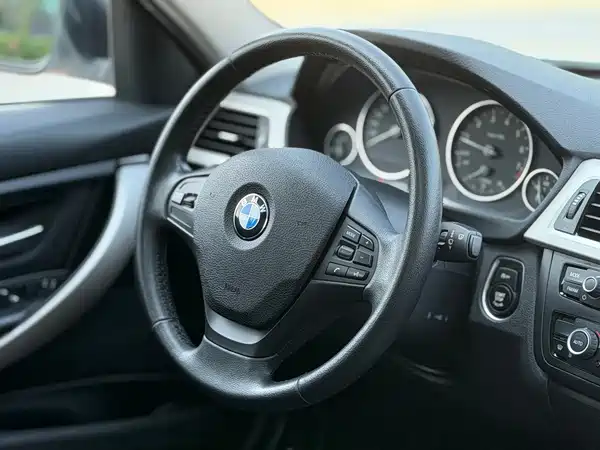 BMW 3 Series 2015