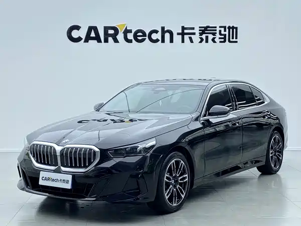 BMW 5 Series 2026