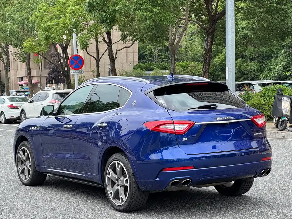 Maserati Levante 2019 — фото 6