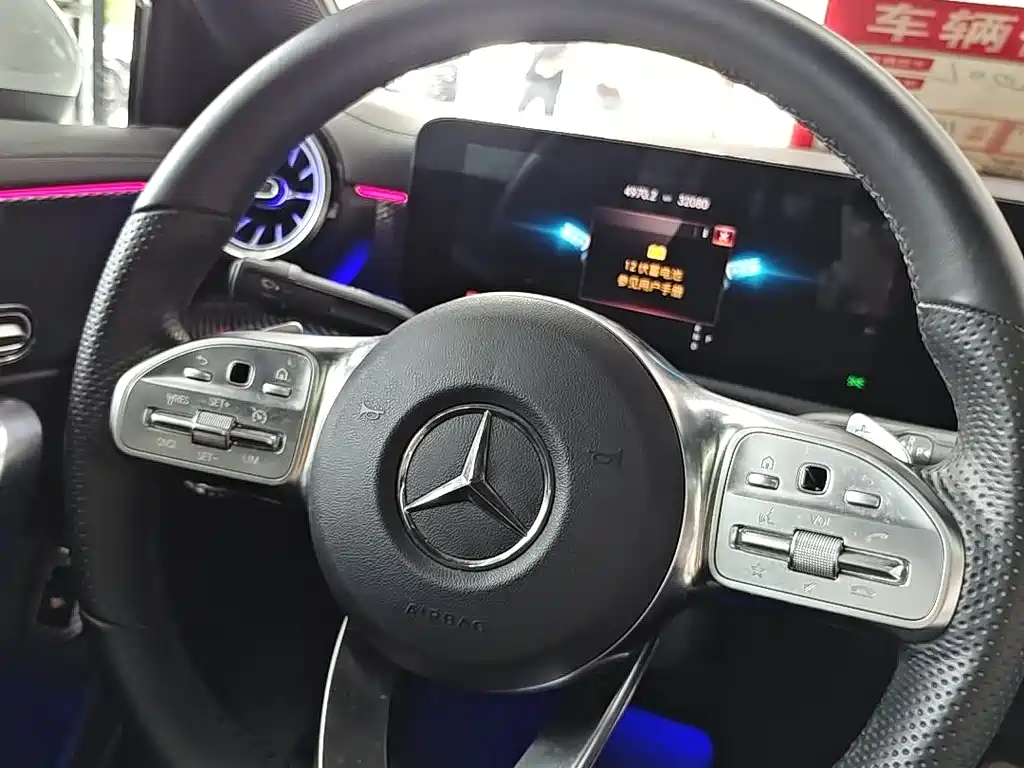 Mercedes-Benz A-Class 2021 — фото 10