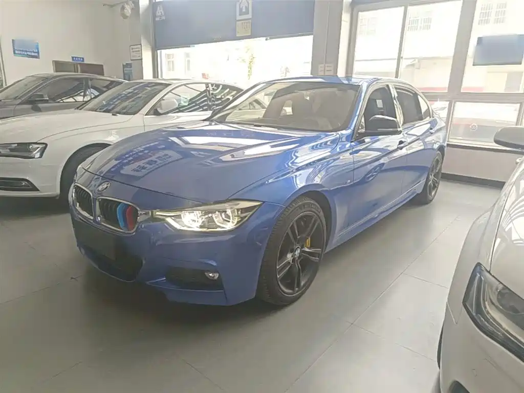 BMW 3 Series 2018 — фото 2