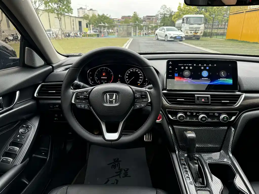 Honda Accord 2023 — фото 35