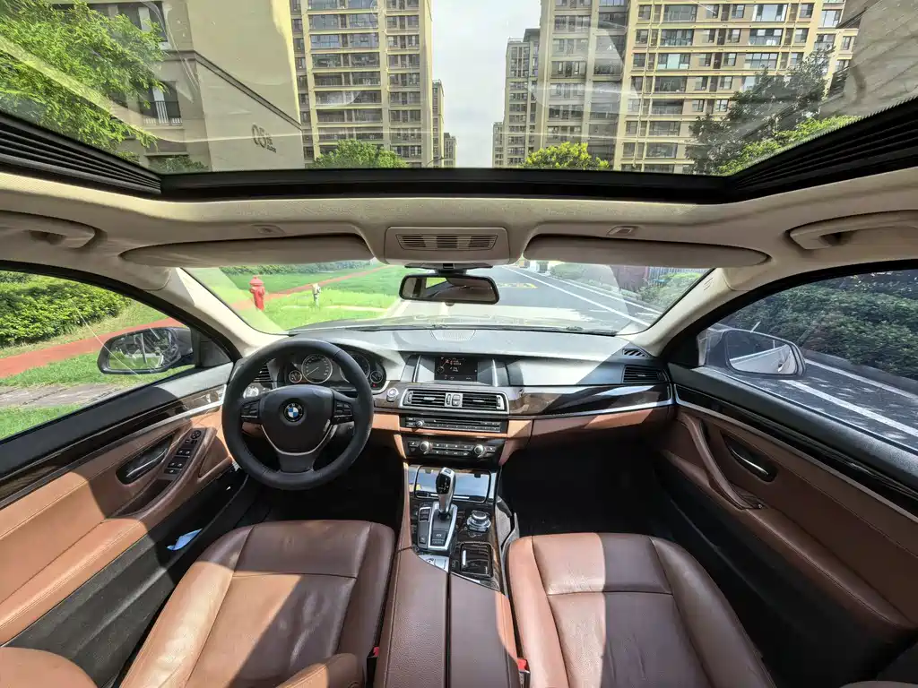 BMW 5 Series 2016