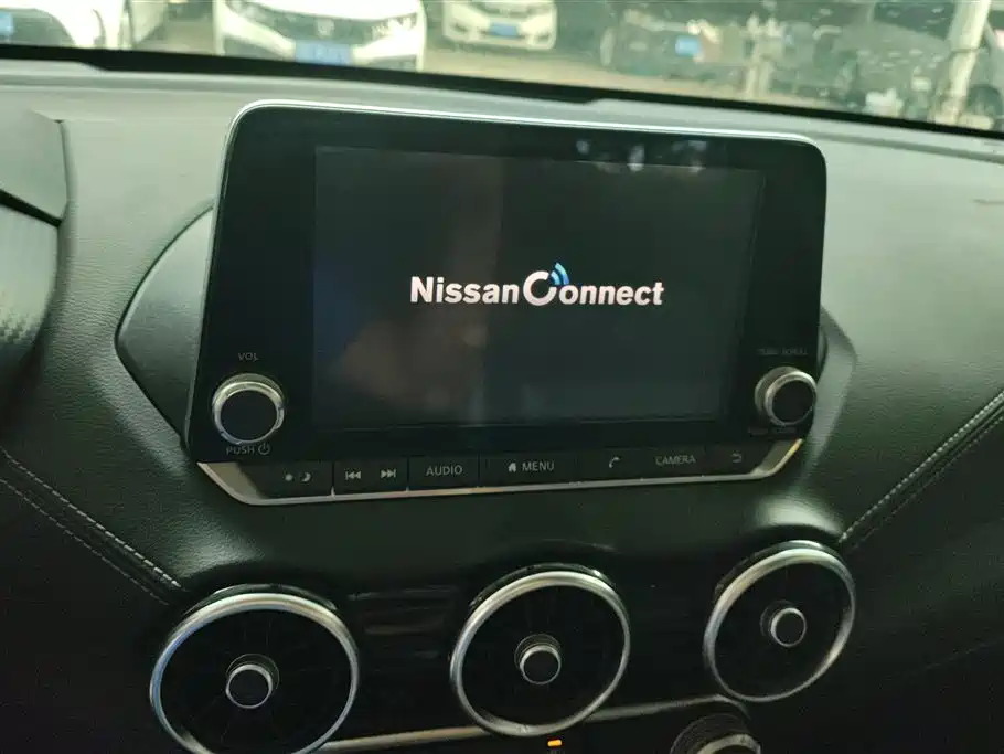 Nissan Sylphy 2019 — фото 13