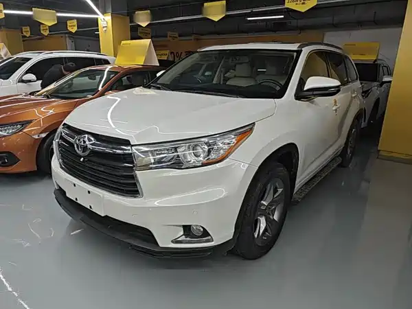 Toyota Highlander 2016