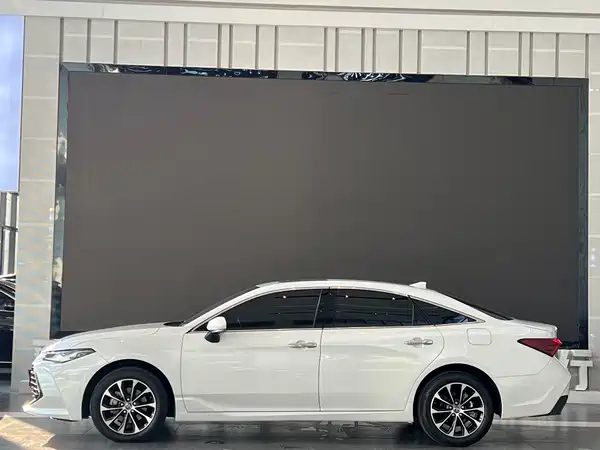 Toyota Avalon 2022