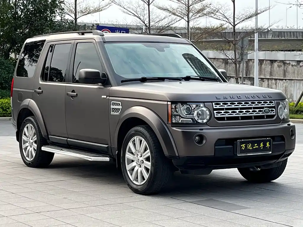 Land Rover Discovery 2012 — фото 3