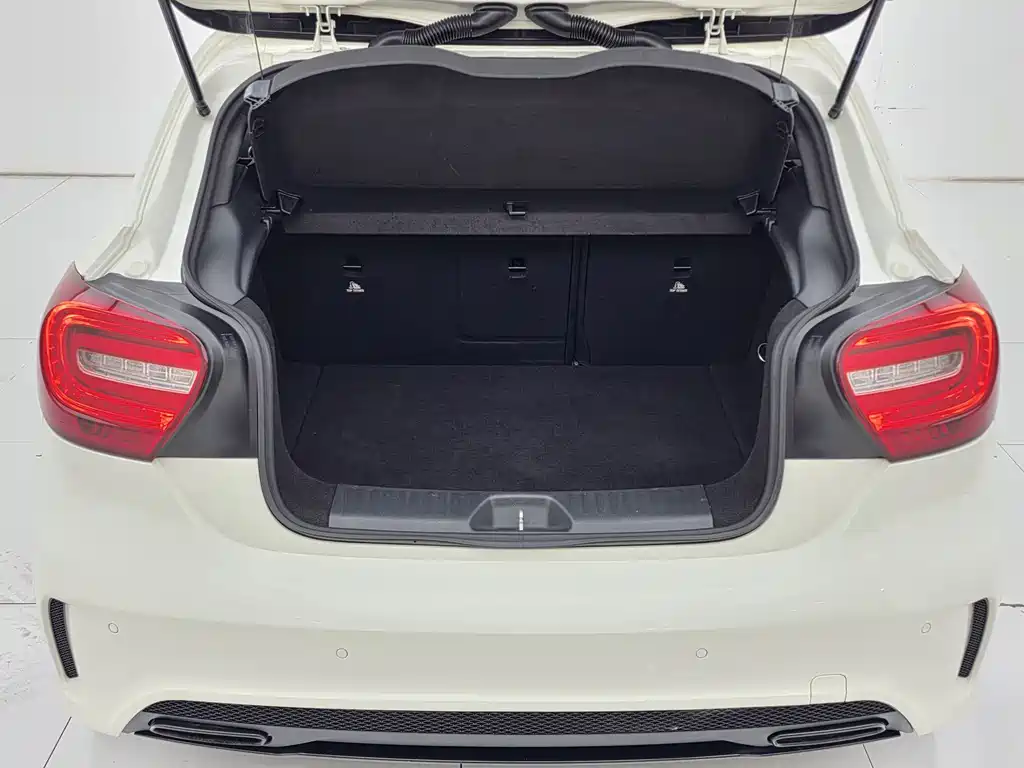 Mercedes-Benz A-Class AMG 2015 — фото 19