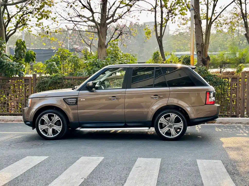 Land Rover Sport 2012 — фото 3