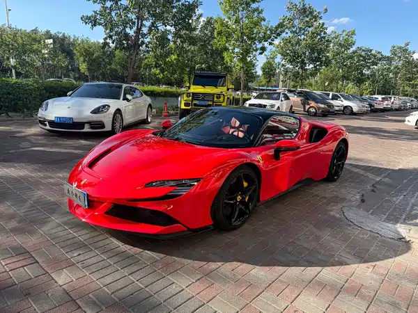 Ferrari SF90 2022