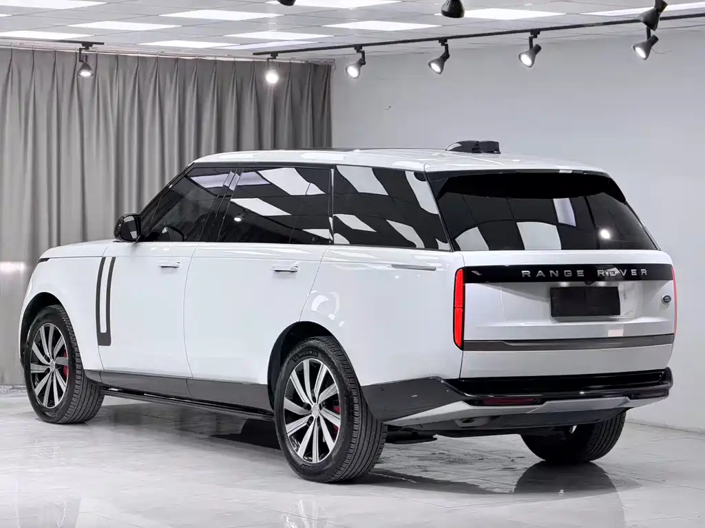 Land Rover Range Rover 2024 — фото 12