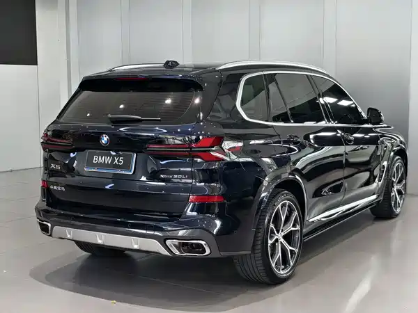 BMW X5 2024
